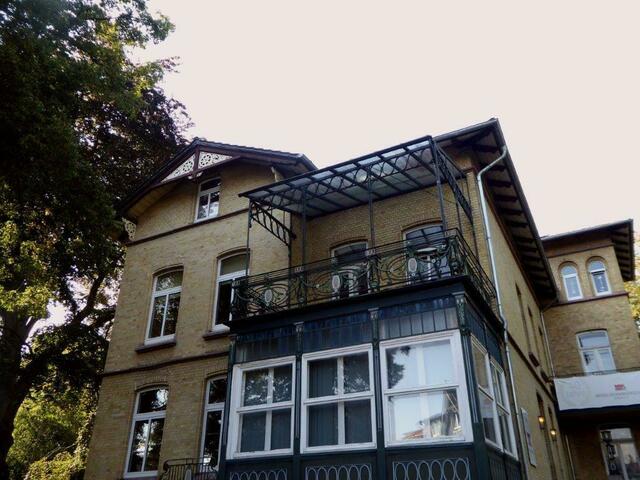 Detail der Villa/Musikschule (Foto: WR)