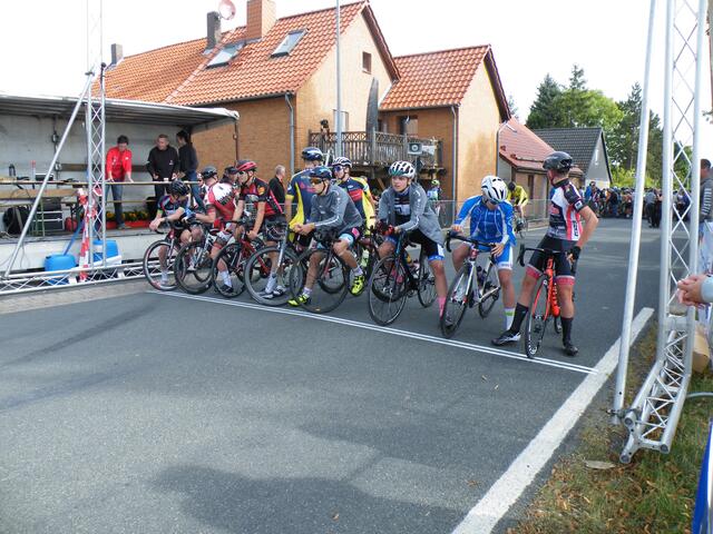 26. Jungs - Aufstellung ab 10:36 h zum Start.