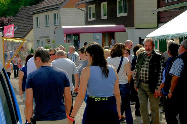 Das beliebte Straßenfest war einmal wieder recht gut besucht
