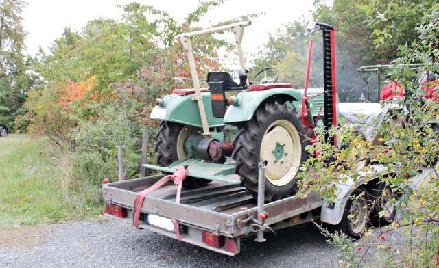 Der kleine MAN fährt mit nach Hause - auf dem Hänger.