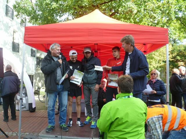 Siegerehrung Burgdorfer Spargel-Lauf 2019: 5,0 km.