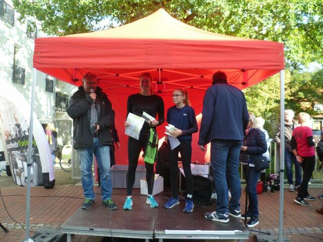 Siegerehrung Burgdorfer Spargel-Lauf 2019: 2,5 km.