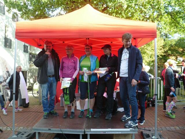Siegerehrung Burgdorfer Spargel-Lauf 2019: Nordic Walking, Frauen.