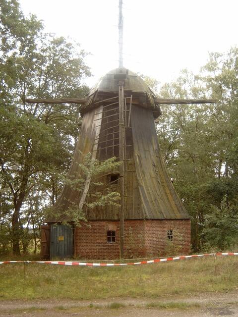 Sicherung der Mühle durch den Mühlenbautechniker Rüdiger Hagen, 2015