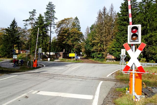 Bahnübergang der Harzquerbahn in Drei Annen Hohne