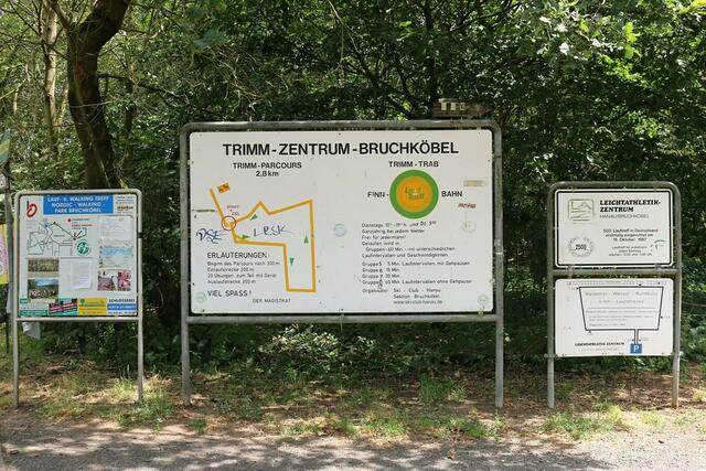 Infotafeln beim Sportplatz