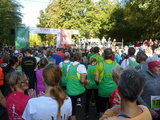 Startaufstellung 11 Kilometer vor dem Spargelsprinter-Berichterstatter.