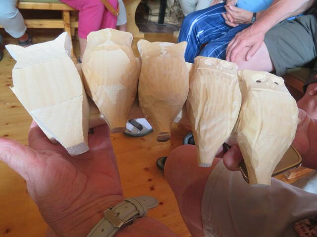 Die langsame Fertigung der Rohlinge wird hier gezeigt.