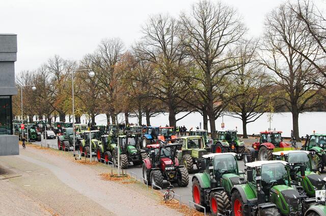 Auch am Sprengelmusum des Rudolf-von-Bennigsen-Ufers mal ein anderes Bild als sonst und das bis zum Strandbad hin und in etliche Nebenstraßen.
