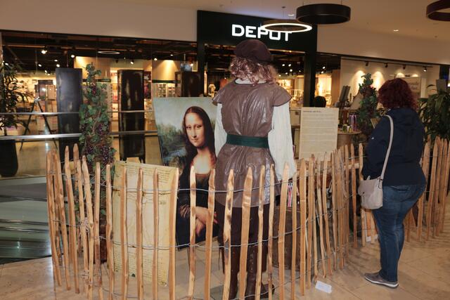 Ausstellung in der Donau Meile