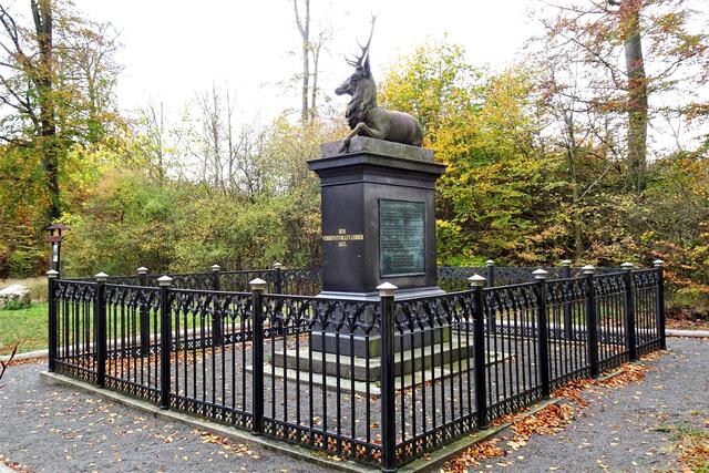 das Pfeilsdenkmal