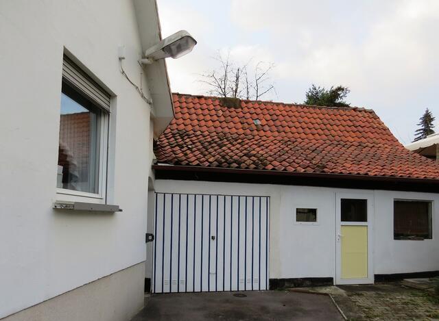 Garage mit Werkstatt & Angelschuppe