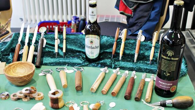 Abgedrehte & Holzige handgefertigte Unikate aus Holz.
