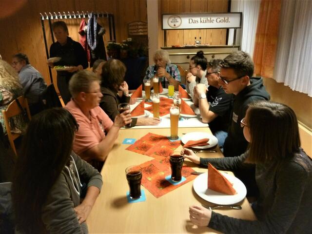 und das gemeinsame Essen schmeckt