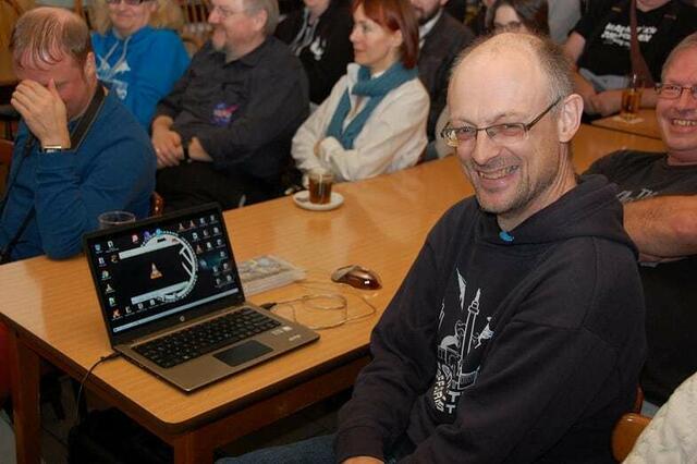 Roger Murmann und andere beim Vortrag | Foto: Copyright Joerg Ritter