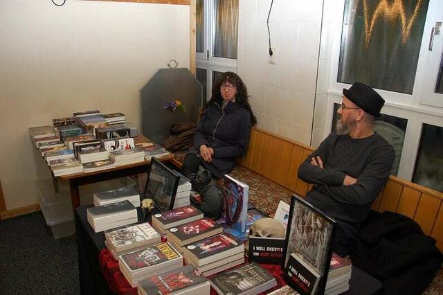 Verlegerin Susanne Schreiber und Autor M. H. Steinmetz | Foto: Copyright Joerg Ritter