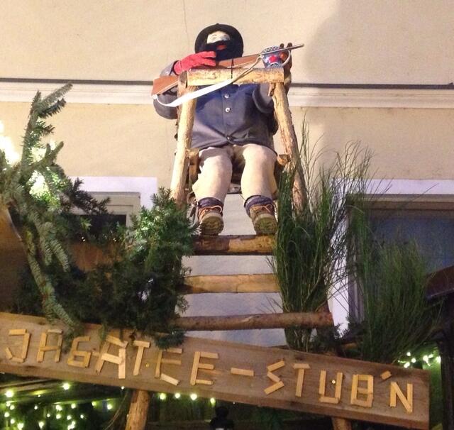 Da "Jaga" bewacht die MC Motorsporthüttn auch dem Christkindlmarkt