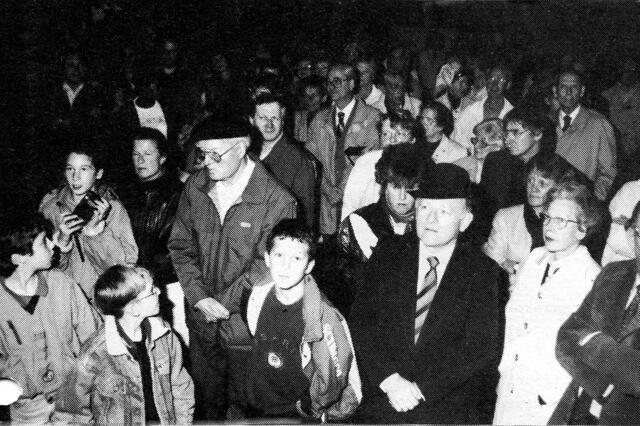Waldheimer Protest gegen die Schließung des Postamtes.