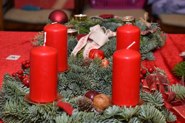 Und natürlich Adventskränze
