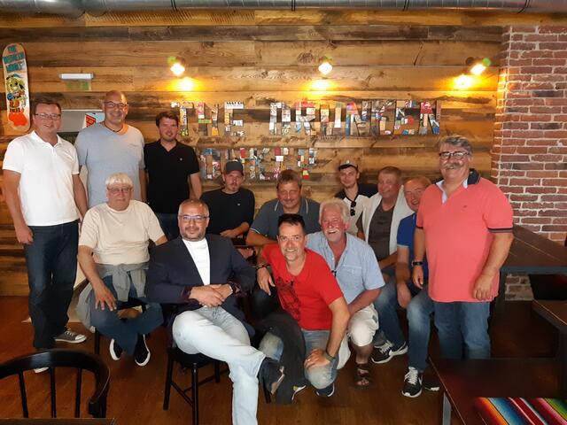 Teamphoto beim Drunken Monkey