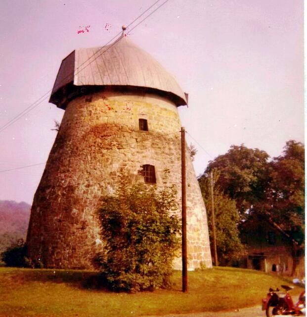 Struckmeyer´s Mühle im Jahr 1974, vorne rechts mein damaliges Zündapp-Mofa