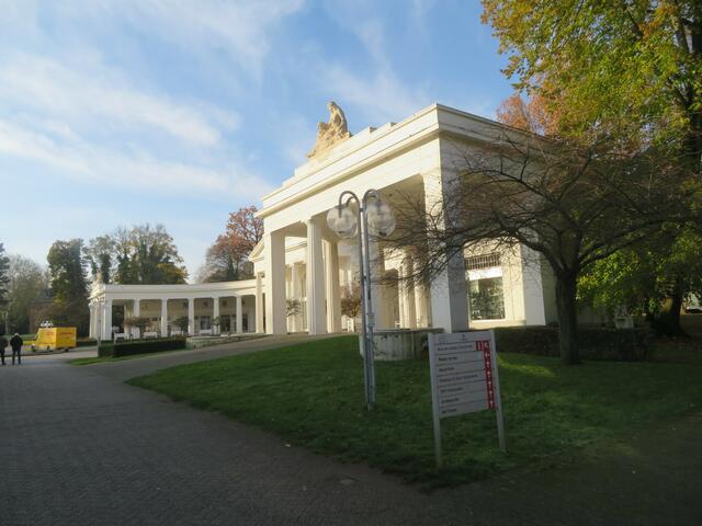 Wandelhalle.