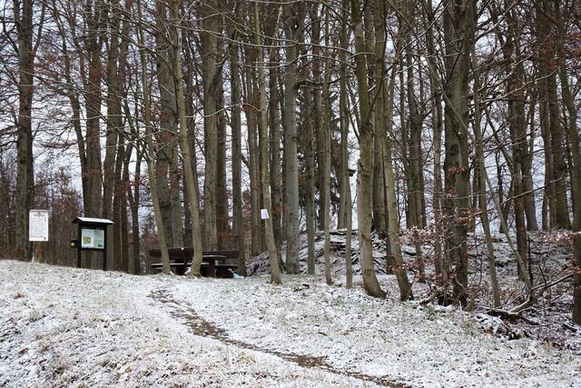Blick auf den Rastplatz an der Erichsburg