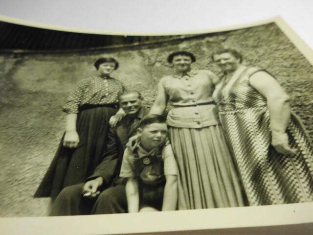 Schlosstraße in Lauingen, Mama, Oma Opa& Jutta.