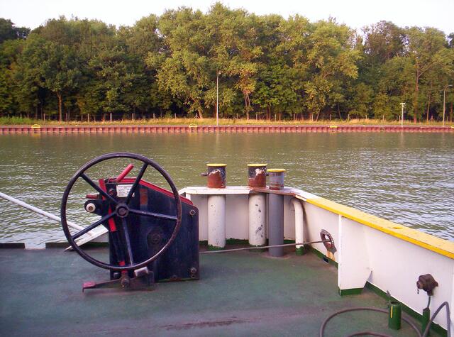 Am Mittellandkanal in Hannover-Anderten