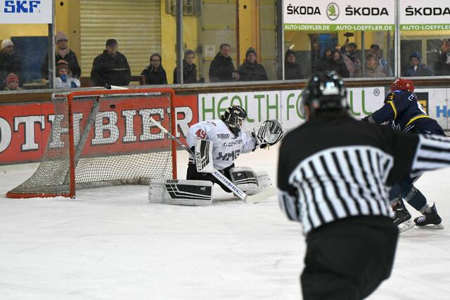 Beim 1:1 war Königsbrunns Goalie Nico Hetzel chancenlos.