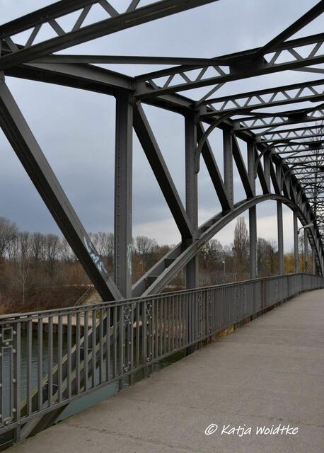 Suchbilder aus Hannover - Brücken (Foto: Katja Woidtke)