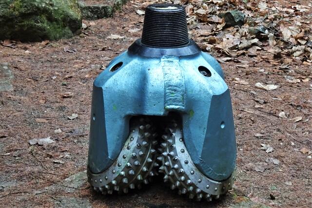 diese Bohrkrone an der Station stammt sicherlich nicht aus der Zeit der Grube (13. bis 18. Jahrhundert)