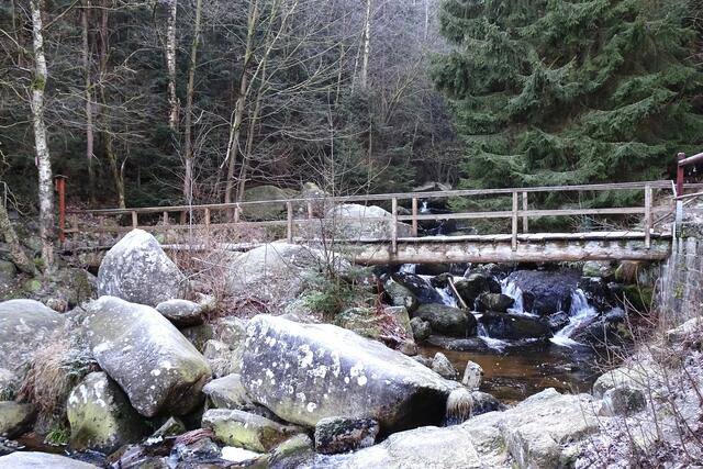 Brücke über die Holtemme am Gasthof Steinere Renne
