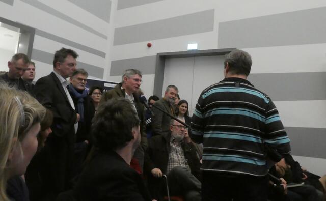 Herr Heydorn erhielt auch das Wort