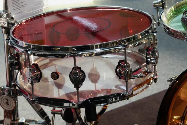 durchsichtig - aber ein klein wenig Rot