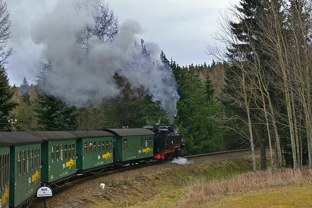 Dampflok im Erzgebirge Freie kommerzielle Nutzung, kein Bildnachweis nötig > https://pixabay.com/de/photos/dampflok-erzgebirge-historisch-4722833/ | Foto: wie vor