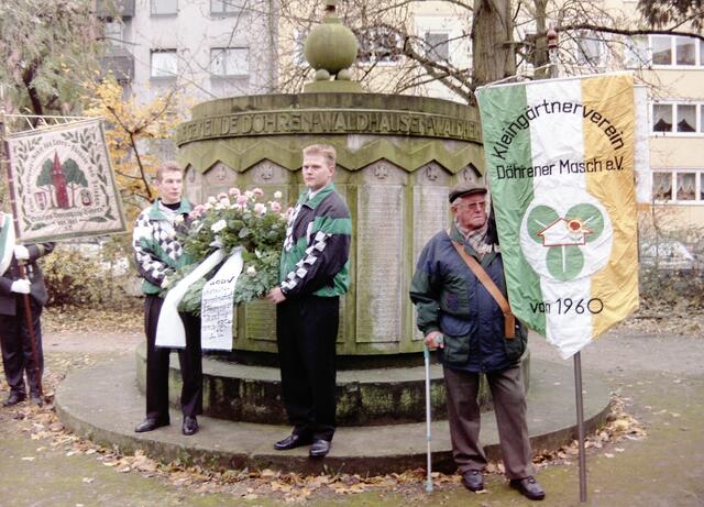 Volkstrauertag 1997 in Döhren