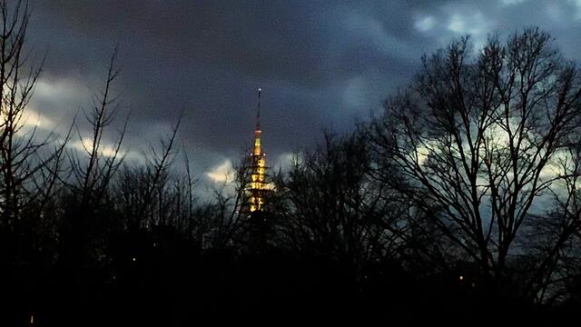 11. Februar 2020. Blick von unserem Fenster auf den Fernsehturm.