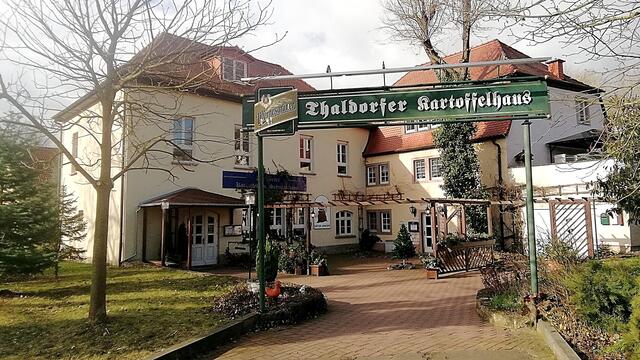 O`Brain und seine "Fuhre Mist" im Thaldorfer Kartoffel- und Schnitzelhaus !