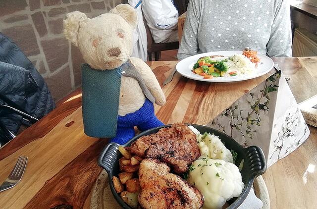 O`Brain und seine "Fuhre Mist" im Thaldorfer Kartoffel- und Schnitzelhaus !