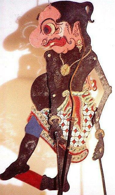 ein etwas tollpatschinger Diener des javanischen Wayang- Schattenspiels