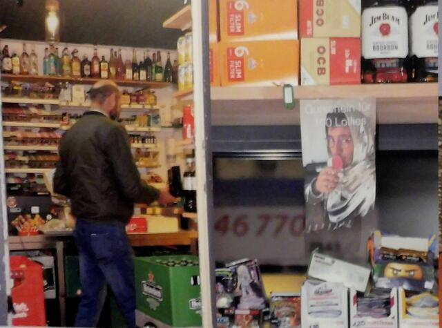 In einem Kiosk, Foto von Sabrina Kreter.
