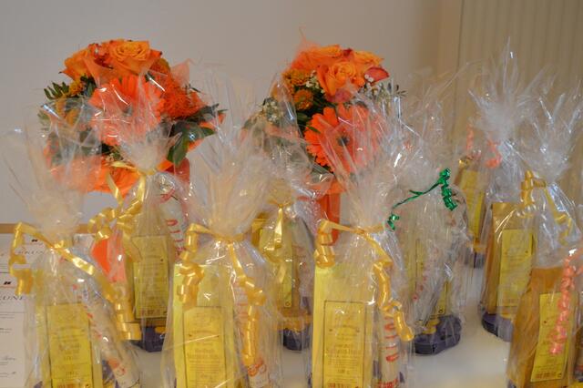 die Geschenke für die langjährigen Mitglieder