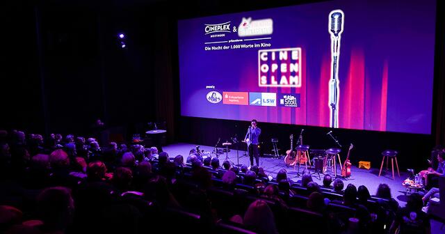 Ein voller Kinosaal 1, wie hier im Cineplex Meitingen beim CINE OPEN SLAM, war auch für die Künstler mal ein Auftritt der anderen Art.