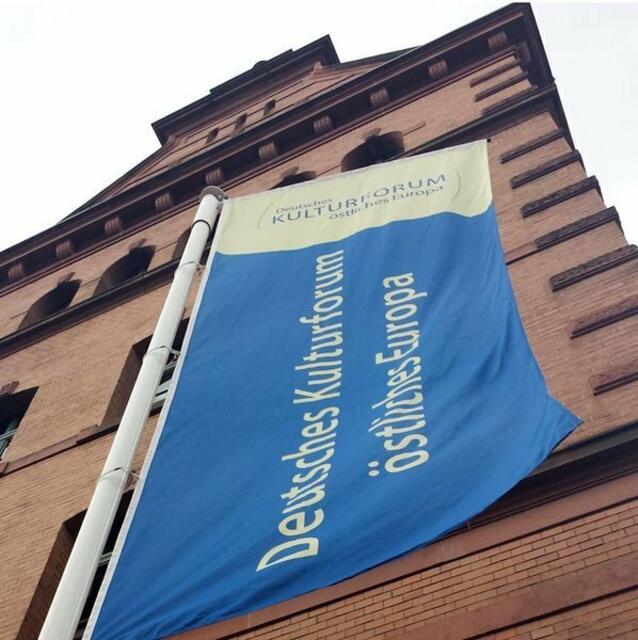 Deutsches Kulturforum östliches Europa > http://www.kulturforum.info + https://www.facebook.com/dkfoe/photos/a.148364211862281/1055615597803800/ | Foto: wie vor