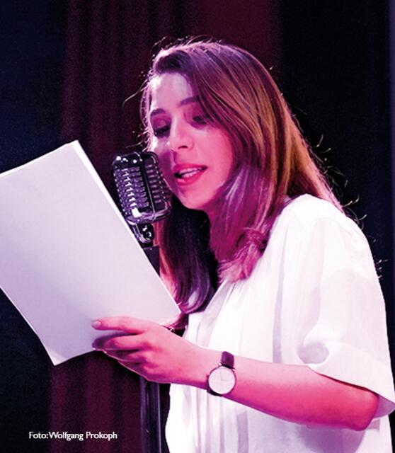 Die Augsburgerin Ezgi Zengin, die ebenfalls bereits die Premiere in Meitingen eröffnete und selbst eine bundesweit bekannte Poetry Slammerin ist, wird den CINE POETRY SLAM in Königsbrunn am 20.05.2020 moderieren.