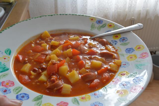 Würstchengulasch