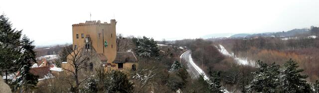 winterliches Panorama Ostern 2013, rechts Ballenstedt mit dem Schloß
