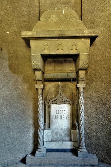 im Treppengang zum Wachturm befindet sich dieser  Epitaph