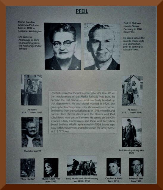 Eines der Panel von John Bagoy, der im Anchorage Museum Pioniersfamilien vorstellte